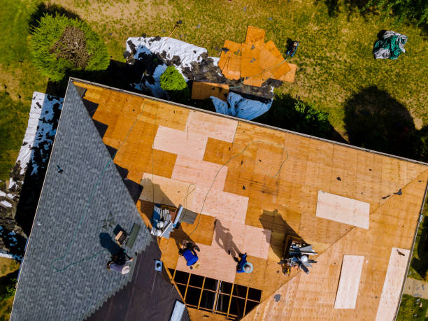 Quick and Trustworthy Emergency Roof Repair Services in Libertyville, IL